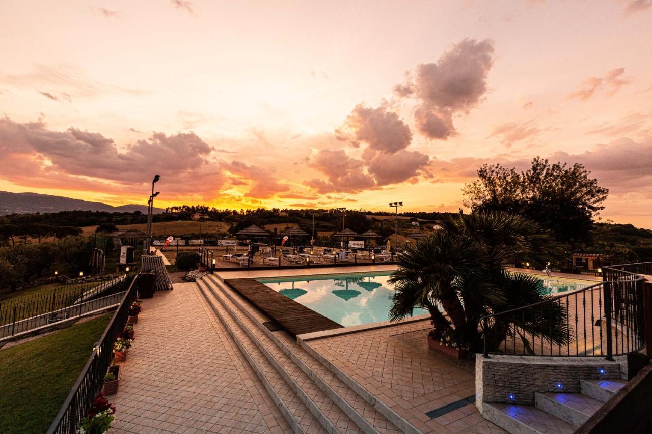 Agriturismo Agrileisuretime 스폴레토 외부 사진