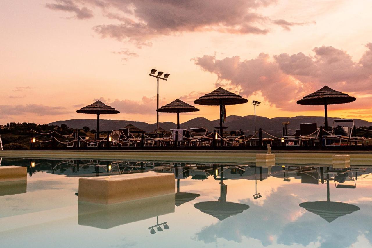 Agriturismo Agrileisuretime 스폴레토 외부 사진