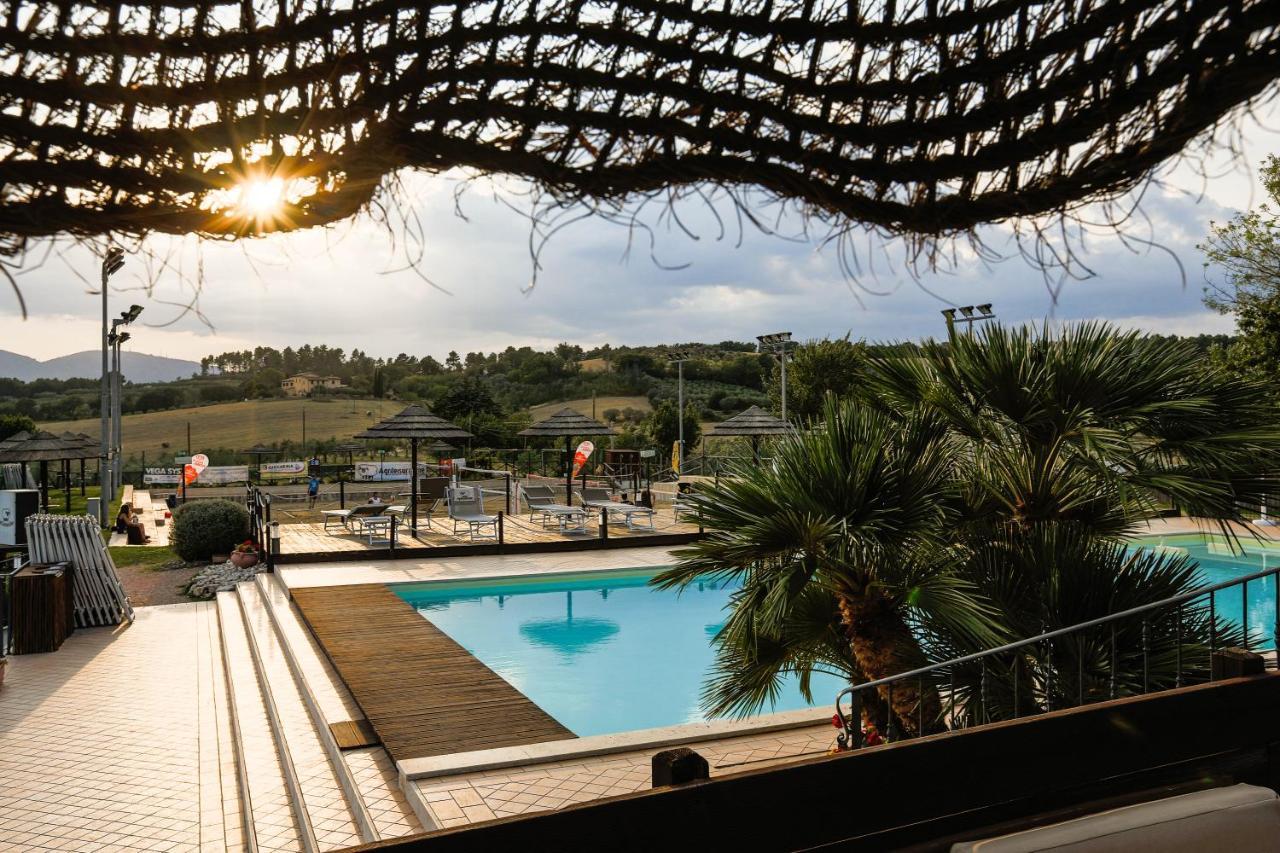 Agriturismo Agrileisuretime 스폴레토 외부 사진